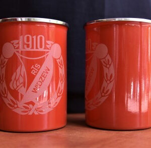 Kubek metalowy (czerwony)