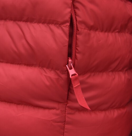 Czerwona kamizelka - obrazek 3